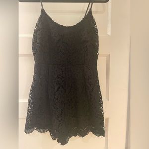 MISGUIDED black lace romper